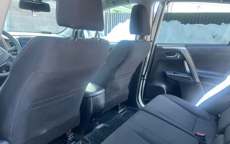 Toyota RAV4, 2017 год, 2 600 000 рублей, 4 фотография