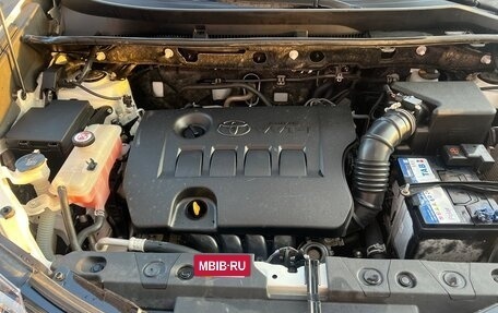 Toyota RAV4, 2017 год, 2 600 000 рублей, 8 фотография