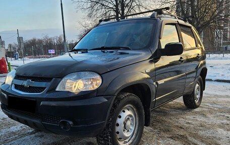 Chevrolet Niva I рестайлинг, 2011 год, 315 000 рублей, 2 фотография