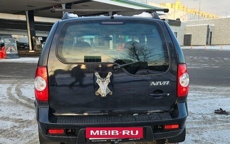 Chevrolet Niva I рестайлинг, 2011 год, 315 000 рублей, 4 фотография