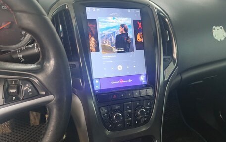 Opel Astra J, 2011 год, 670 000 рублей, 4 фотография