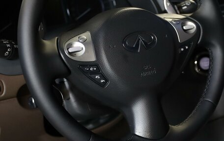 Infiniti QX70, 2015 год, 1 849 000 рублей, 14 фотография