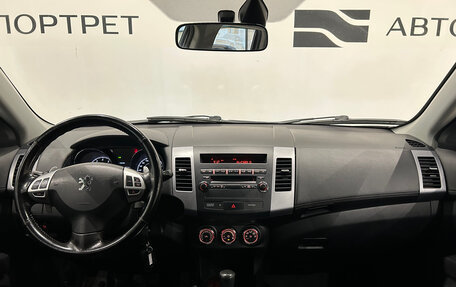 Peugeot 4007, 2011 год, 999 000 рублей, 15 фотография