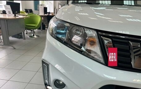 Suzuki Vitara II рестайлинг, 2022 год, 2 200 000 рублей, 6 фотография