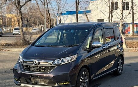 Honda Freed II, 2022 год, 1 900 000 рублей, 10 фотография