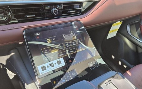 Infiniti QX80, 2026 год, 14 911 000 рублей, 18 фотография