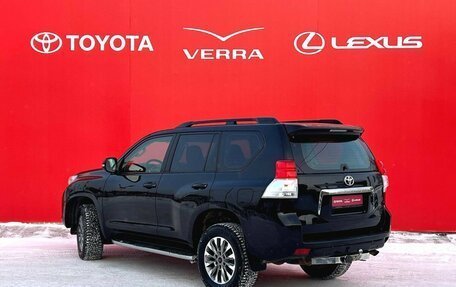 Toyota Land Cruiser Prado 150 рестайлинг 2, 2011 год, 2 490 000 рублей, 3 фотография