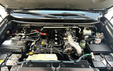 Toyota Land Cruiser Prado 150 рестайлинг 2, 2011 год, 2 490 000 рублей, 10 фотография