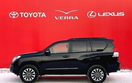 Toyota Land Cruiser Prado 150 рестайлинг 2, 2011 год, 2 490 000 рублей, 2 фотография