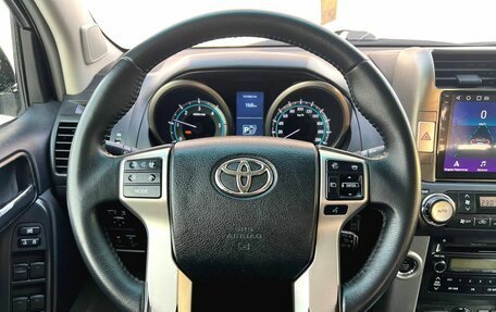 Toyota Land Cruiser Prado 150 рестайлинг 2, 2011 год, 2 490 000 рублей, 13 фотография