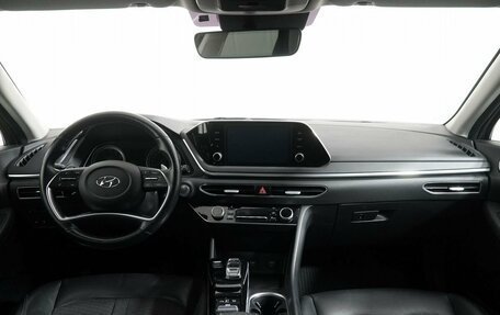 Hyundai Sonata VIII, 2020 год, 2 350 000 рублей, 12 фотография