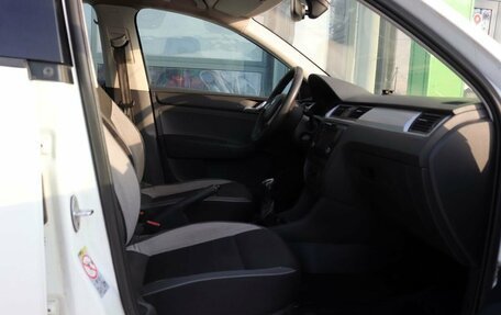 Skoda Rapid I, 2017 год, 804 000 рублей, 13 фотография