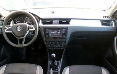 Skoda Rapid I, 2017 год, 804 000 рублей, 15 фотография