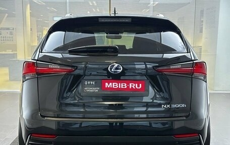 Lexus NX I, 2020 год, 3 469 000 рублей, 6 фотография
