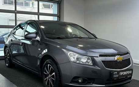 Chevrolet Cruze II, 2011 год, 599 000 рублей, 3 фотография