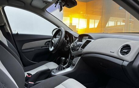 Chevrolet Cruze II, 2011 год, 599 000 рублей, 11 фотография