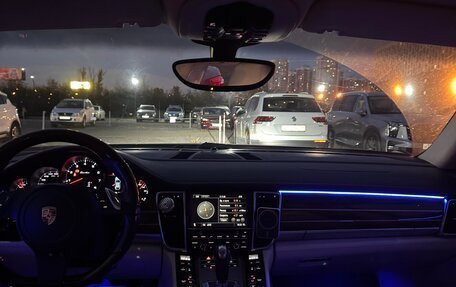 Porsche Panamera II рестайлинг, 2011 год, 3 099 000 рублей, 17 фотография