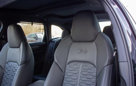 Audi RS 6, 2025 год, 19 843 000 рублей, 18 фотография