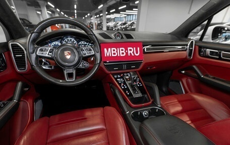 Porsche Cayenne III, 2018 год, 8 900 000 рублей, 7 фотография