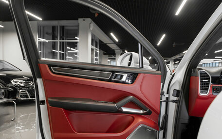 Porsche Cayenne III, 2018 год, 8 900 000 рублей, 22 фотография