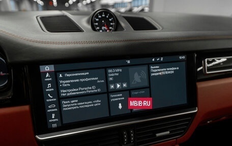 Porsche Cayenne III, 2018 год, 8 900 000 рублей, 16 фотография