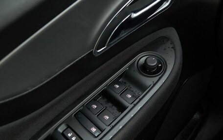 Opel Mokka I, 2013 год, 1 048 000 рублей, 13 фотография