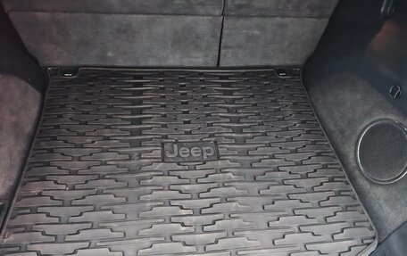 Jeep Grand Cherokee, 2014 год, 3 000 000 рублей, 20 фотография