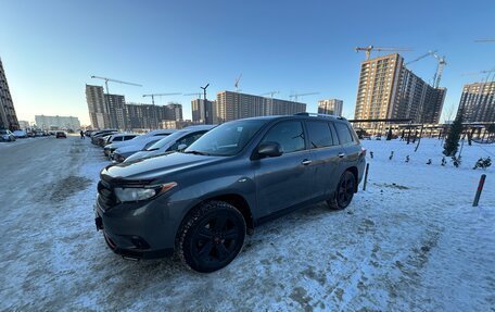 Toyota Highlander III, 2011 год, 2 050 000 рублей, 4 фотография