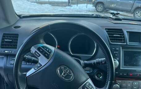 Toyota Highlander III, 2011 год, 2 050 000 рублей, 9 фотография