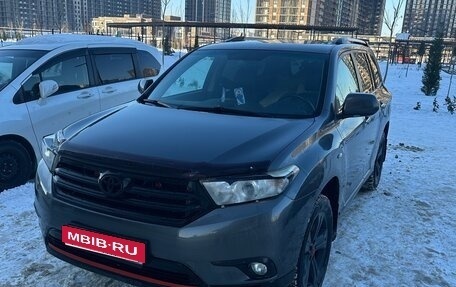 Toyota Highlander III, 2011 год, 2 050 000 рублей, 3 фотография