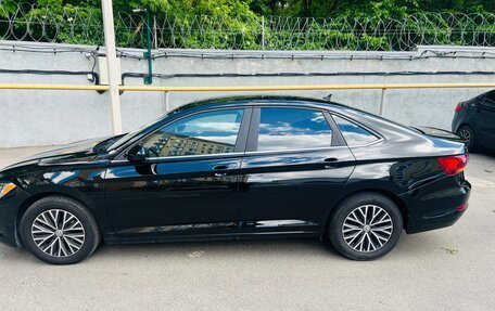 Volkswagen Jetta VII, 2018 год, 1 800 000 рублей, 2 фотография