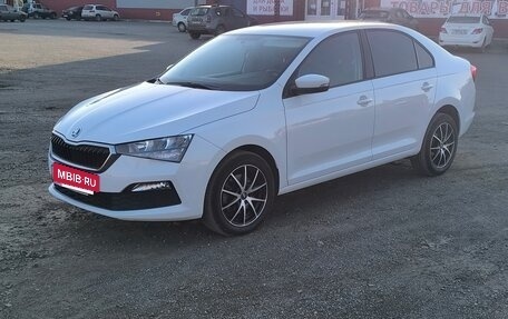 Skoda Rapid II, 2021 год, 1 700 000 рублей, 3 фотография
