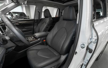 Toyota Highlander, 2025 год, 5 800 000 рублей, 9 фотография