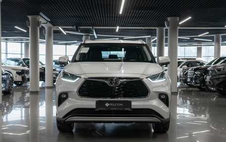 Toyota Highlander, 2025 год, 5 800 000 рублей, 3 фотография