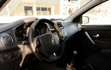 Renault Sandero II рестайлинг, 2016 год, 887 000 рублей, 5 фотография