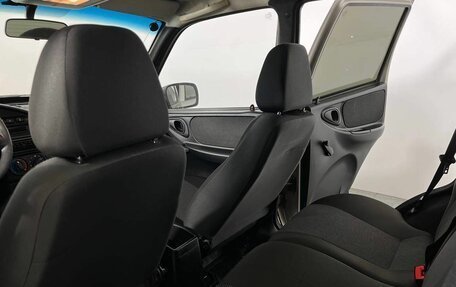 Chevrolet Niva I рестайлинг, 2012 год, 470 000 рублей, 9 фотография