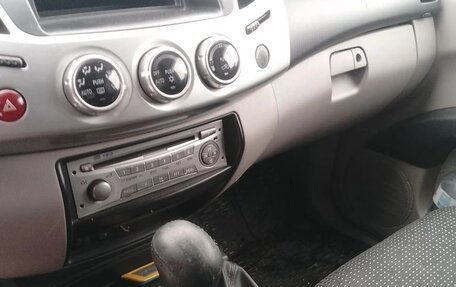 Mitsubishi L200 IV рестайлинг, 2012 год, 1 570 000 рублей, 6 фотография