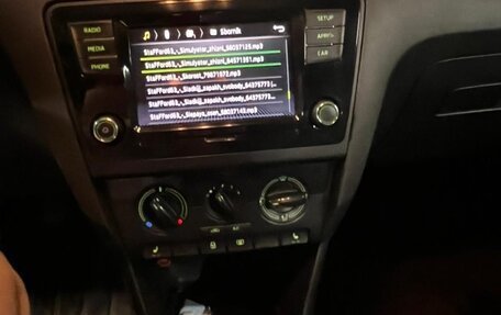 Skoda Rapid I, 2018 год, 965 000 рублей, 12 фотография