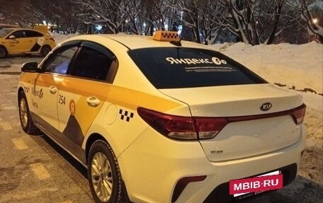 KIA Rio IV, 2019 год, 810 000 рублей, 5 фотография