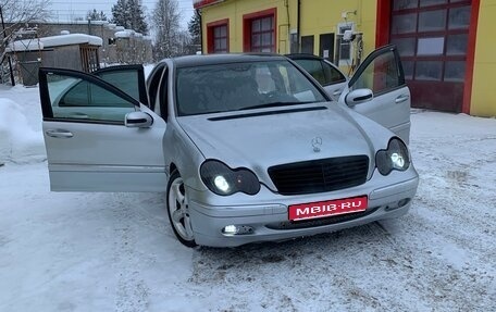 Mercedes-Benz C-Класс, 2001 год, 550 000 рублей, 1 фотография