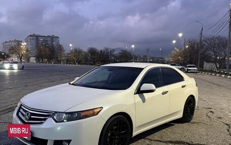 Honda Accord VIII рестайлинг, 2010 год, 1 300 000 рублей, 2 фотография