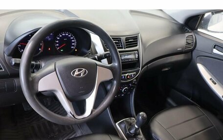 Hyundai Solaris II рестайлинг, 2013 год, 726 000 рублей, 6 фотография