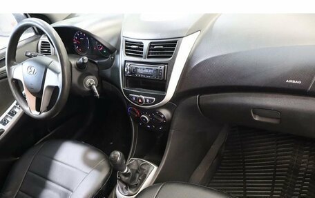 Hyundai Solaris II рестайлинг, 2013 год, 726 000 рублей, 5 фотография