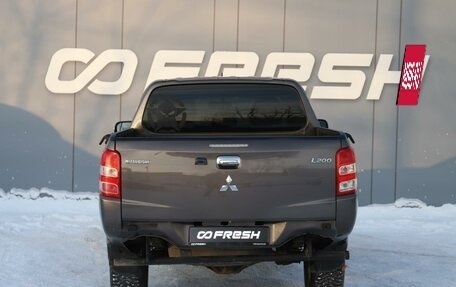 Mitsubishi L200 IV рестайлинг, 2017 год, 1 859 000 рублей, 4 фотография