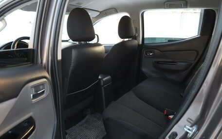 Mitsubishi L200 IV рестайлинг, 2017 год, 1 859 000 рублей, 11 фотография