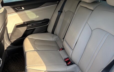 KIA K5, 2020 год, 2 500 000 рублей, 15 фотография
