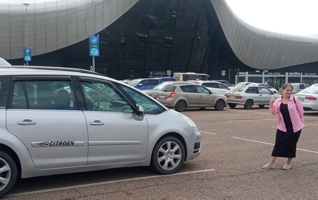 Citroen C4 Picasso II рестайлинг, 2013 год, 900 000 рублей, 6 фотография