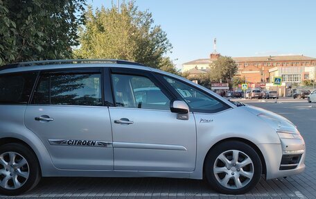 Citroen C4 Picasso II рестайлинг, 2013 год, 900 000 рублей, 2 фотография