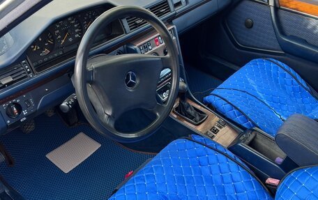 Mercedes-Benz W124, 1992 год, 420 000 рублей, 2 фотография