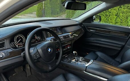 BMW 7 серия, 2011 год, 1 650 000 рублей, 3 фотография